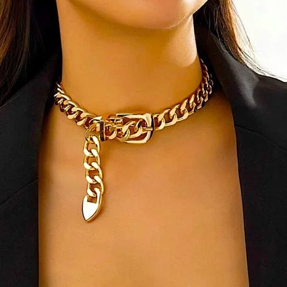 Gold Belt Buckle Design Exaggerated Oversized Chunky Choker - Picture 2 of 6